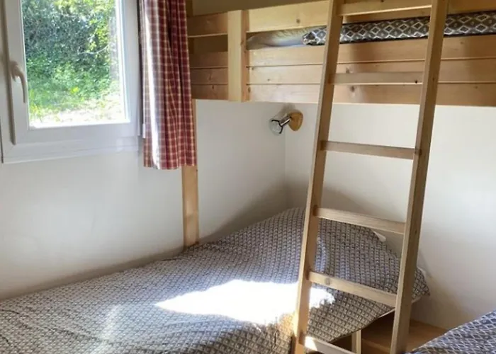Camping Confort - Terrasse - 5 Personnes - Api-1-52-1948 Vebron