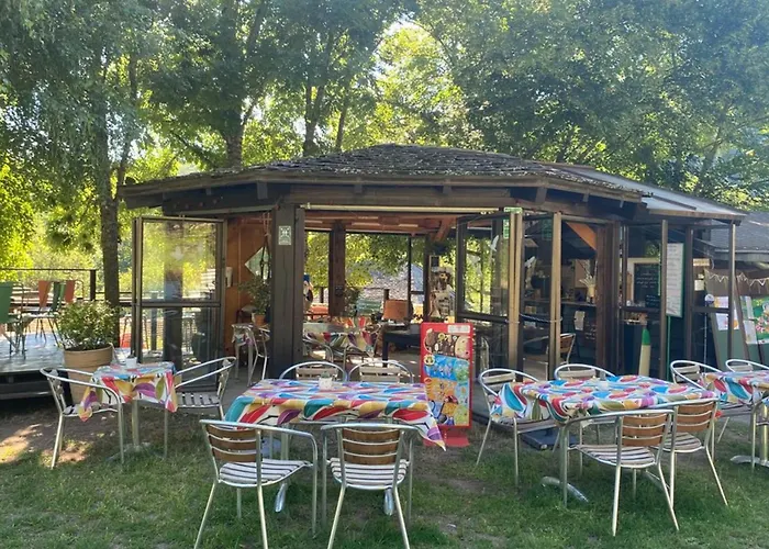 Camping Confort - Terrasse - 5 Personnes - Api-1-52-1948